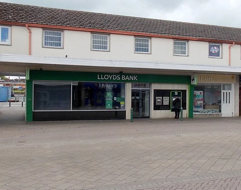 Lloyds Bank, Caldicot - geograph.org.uk - 3972663