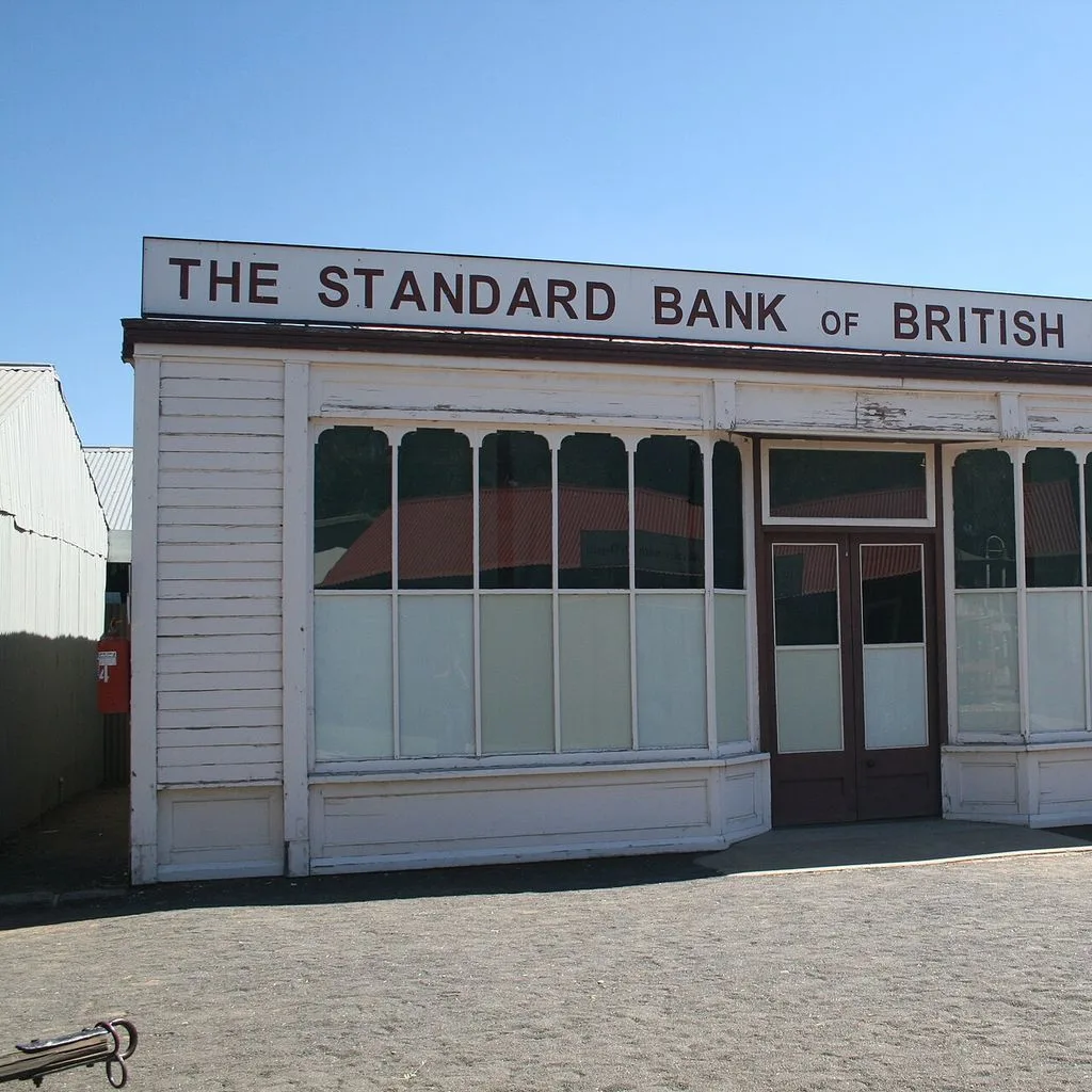 Standard Bank-001