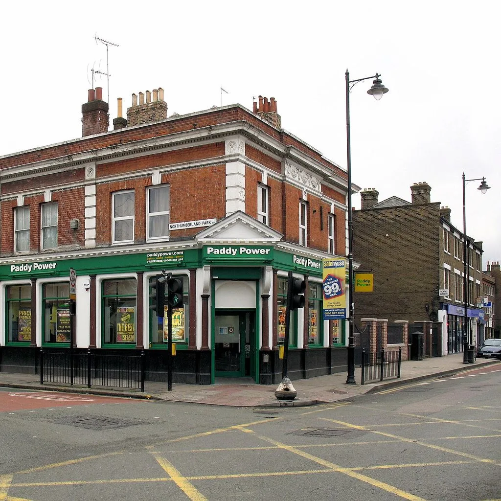 Paddy Power - High Road Betting Shops