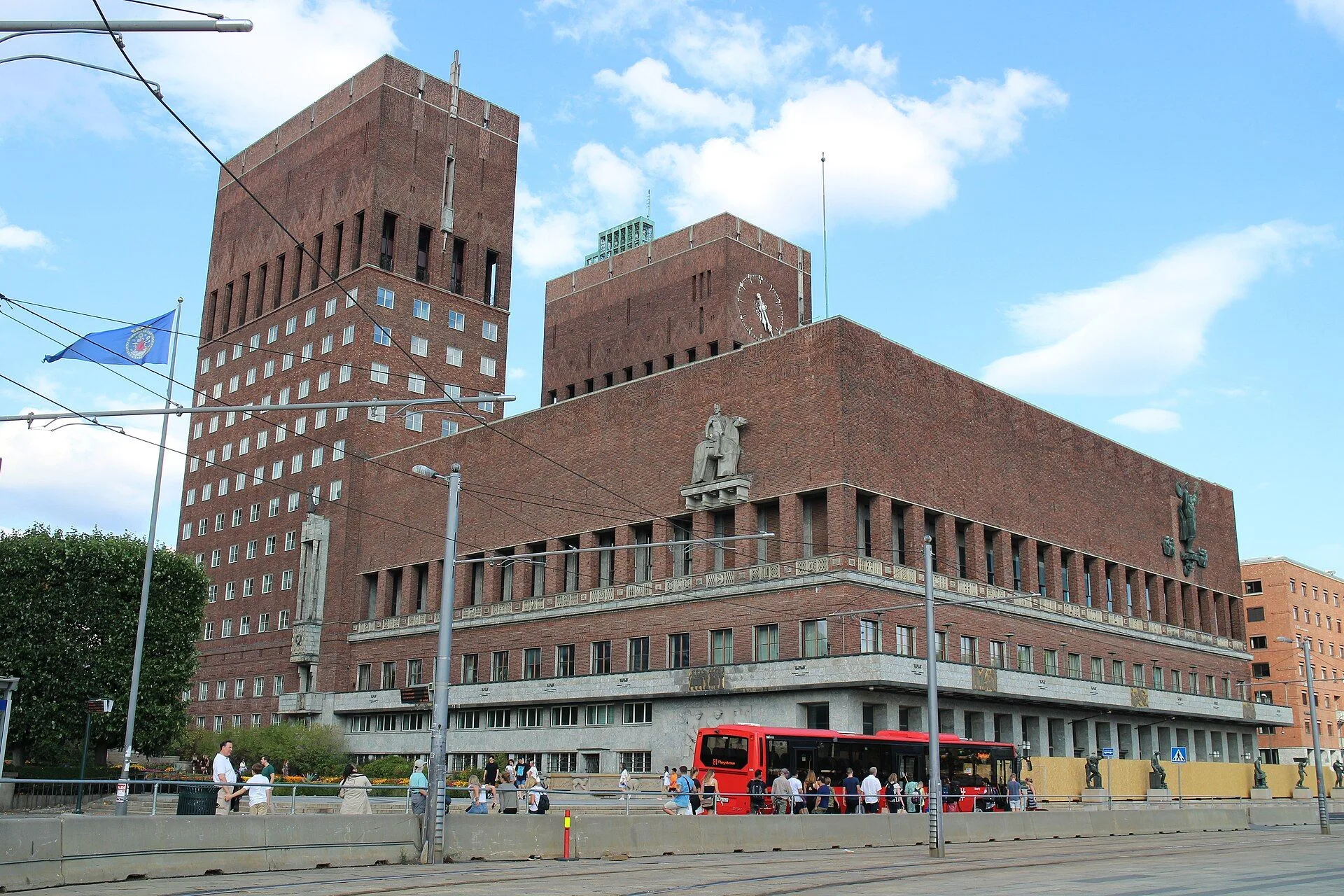 Oslo City Hall 20180728-3