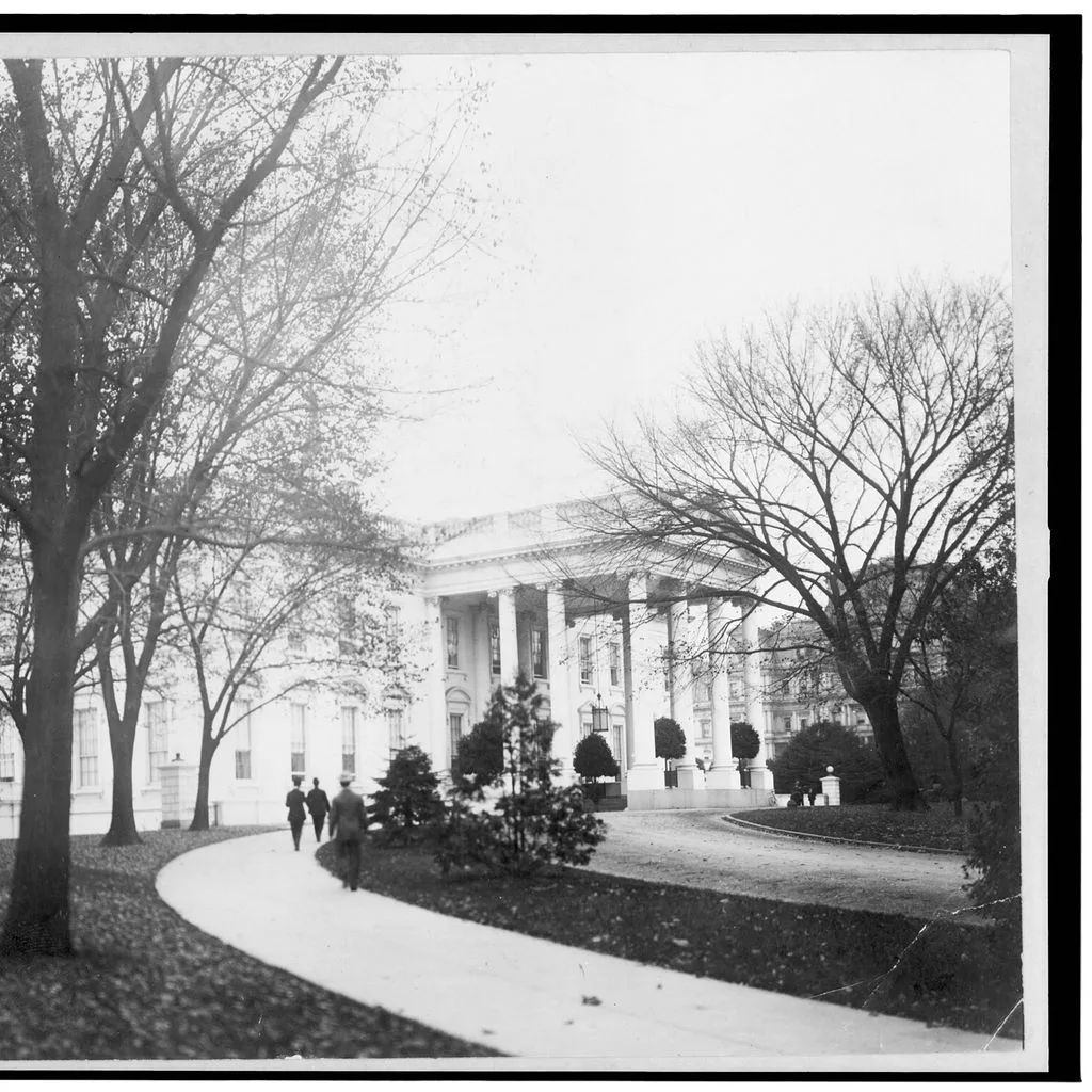 Exterior of north portico of White House, Washington, D.C. LCCN96502493