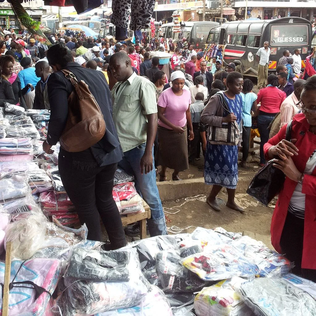 Kenya eastleigh roadside shopping spree