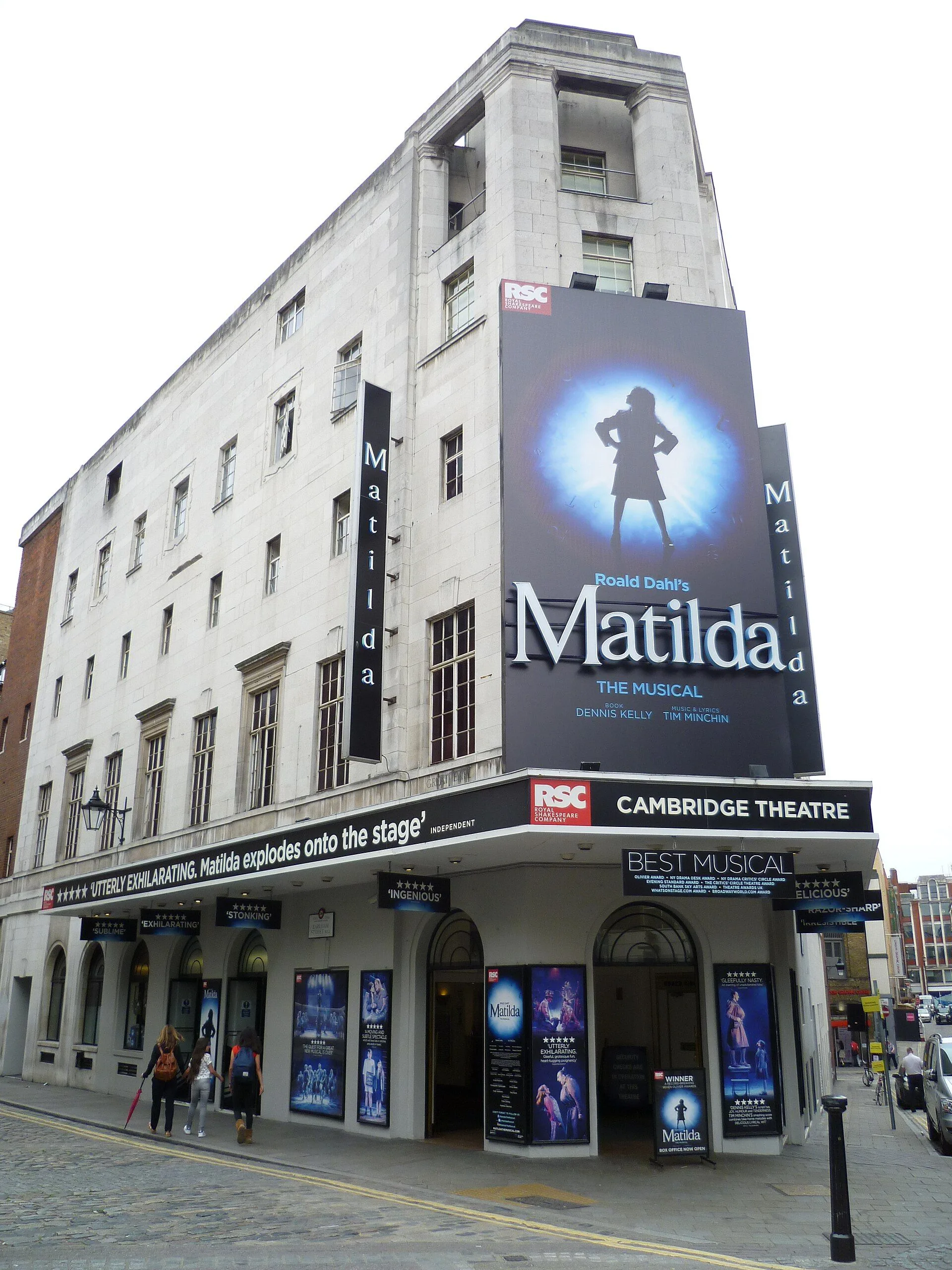 Cambridge Theatre, London, 28 July 2016