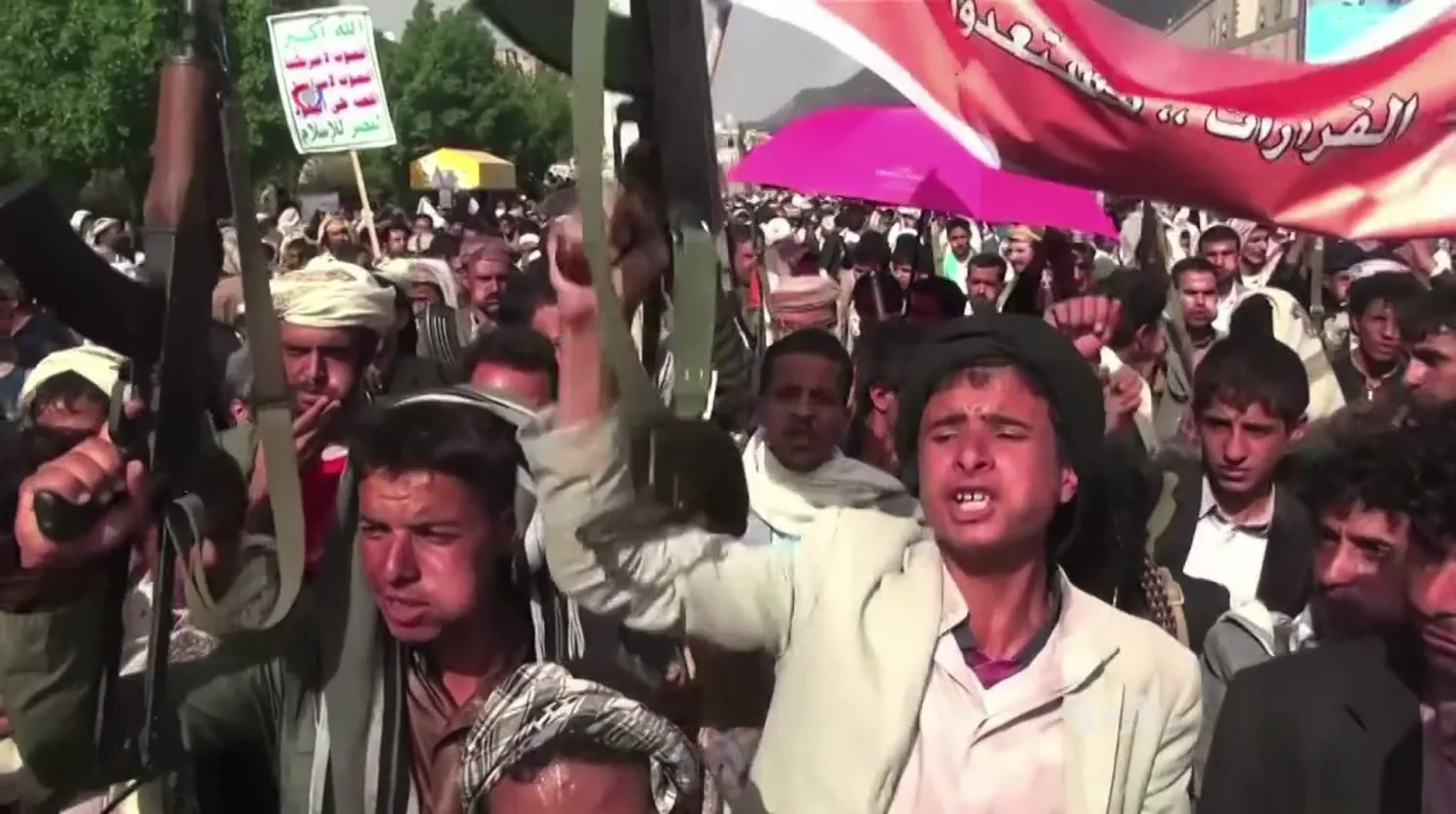 Houthis protest against airstrikes