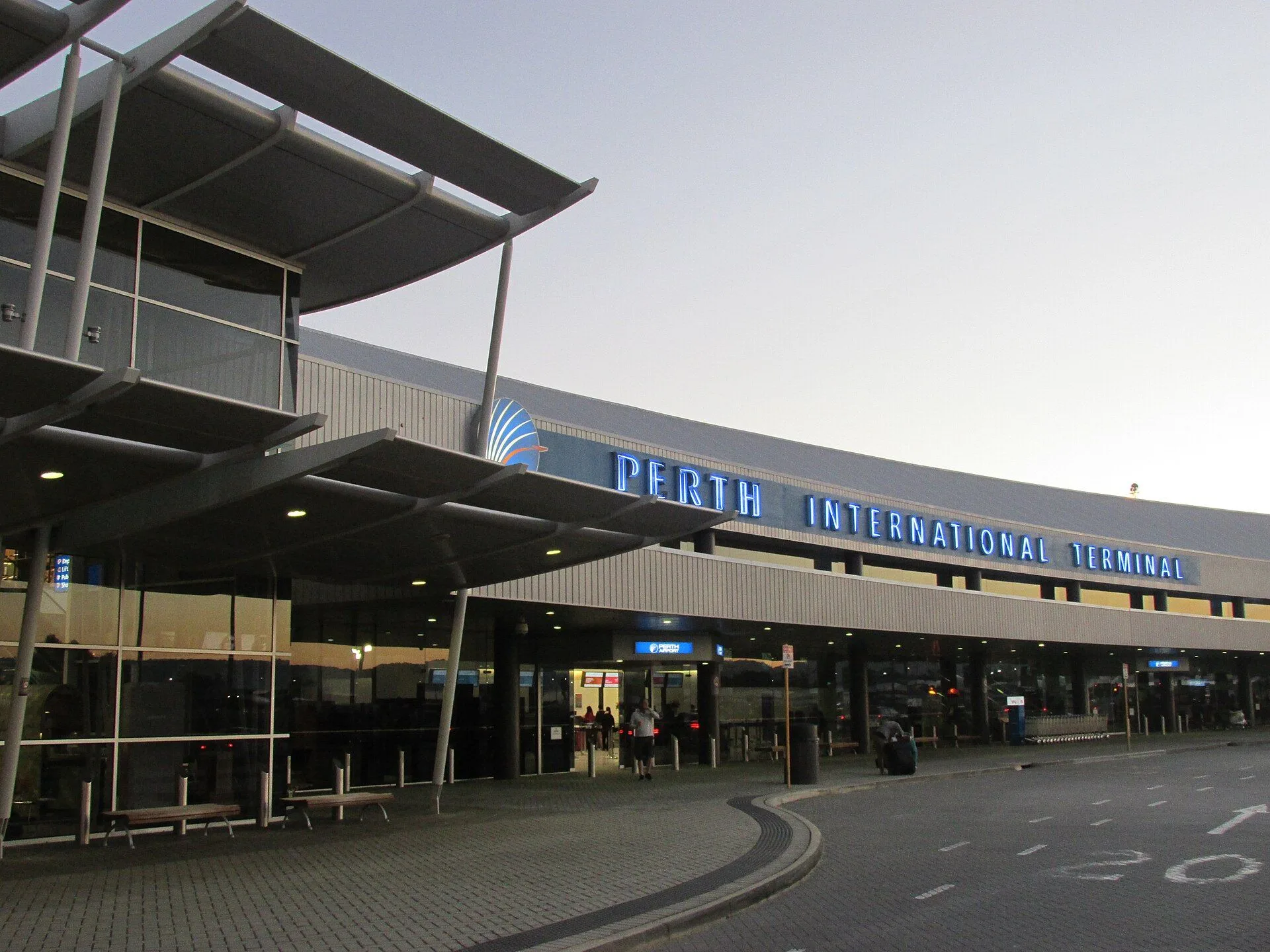 Perth Intl front side on 2015