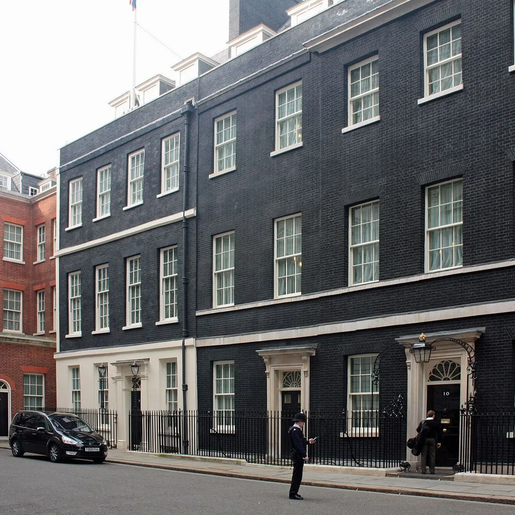 10 Downing Street 2010 entzerrt